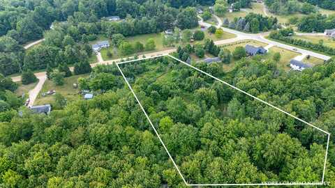 9325 S Cedar Drive, Allendale, MI 49401