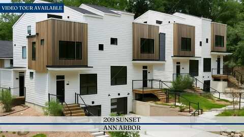209 Sunset Road, Ann Arbor, MI 48103