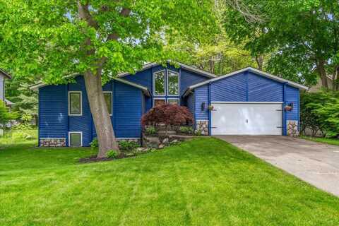 6767 Knollview Drive, Hudsonville, MI 49426