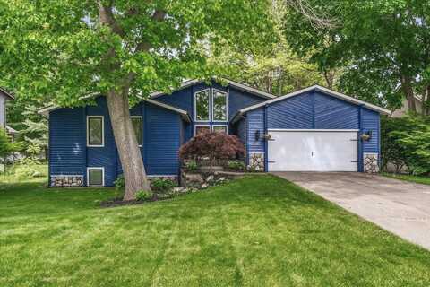6767 Knollview Drive, Hudsonville, MI 49426