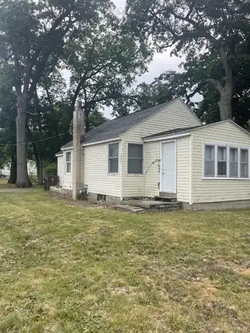 1111 S Quarterline Road, Muskegon, MI 49442