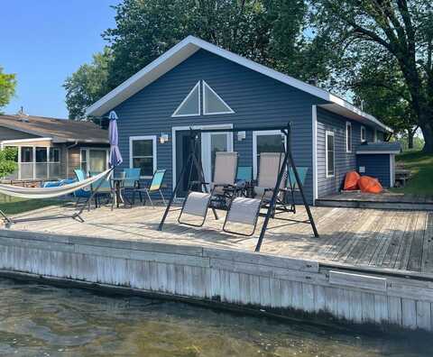 25687 M-86, Sturgis, MI 49091