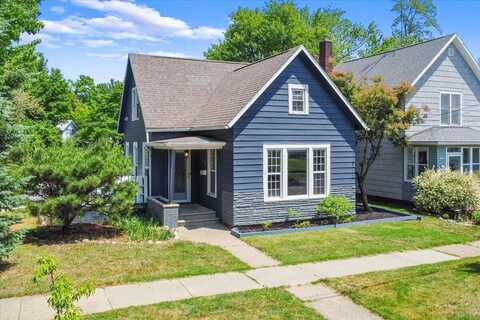905 Harrison Avenue, Saint Joseph, MI 49085