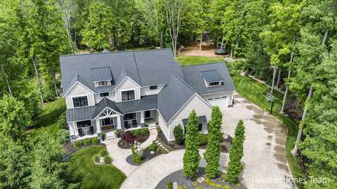 8069 Ella Terrace Court, Rockford, MI 49341