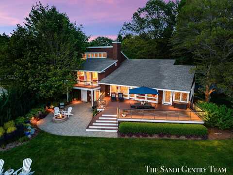 4347 Lakes Edge Drive, Holland, MI 49424