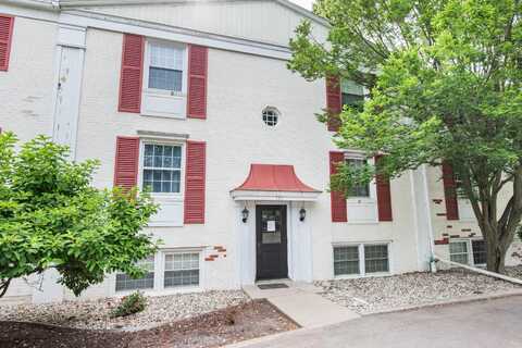 724 Garland Circle, Kalamazoo, MI 49008