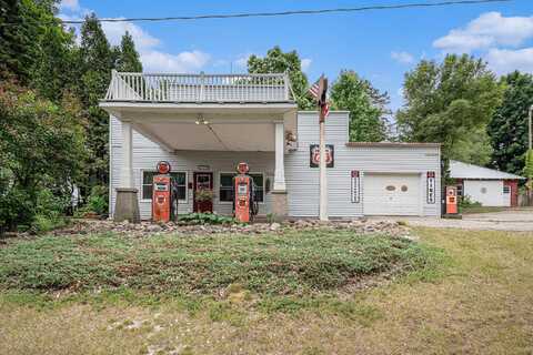 3182 E 128th Street, Grant, MI 49327