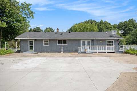 11303 W Drive N, Bellevue, MI 49021