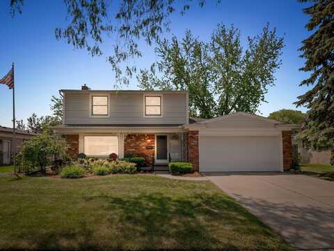 3640 Pall Drive, Warren, MI 48092