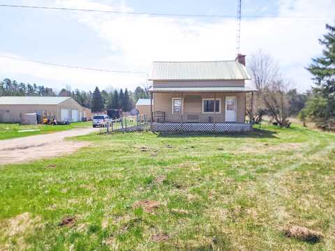17535 18 Mile Road, Leroy, MI 49655