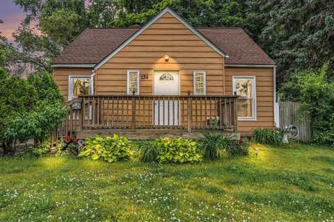 134 Honeoye Street SW, Grand Rapids, MI 49548