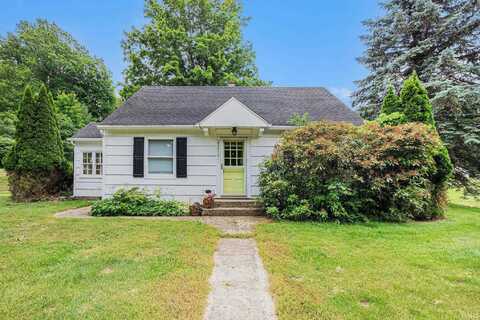 22470 Ireland Road, South Bend, IN 46614