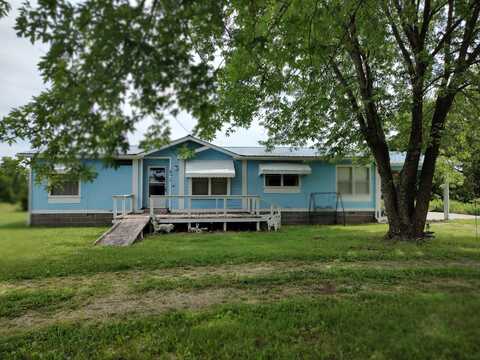 20637 County Road 189, Wheatland, MO 65779