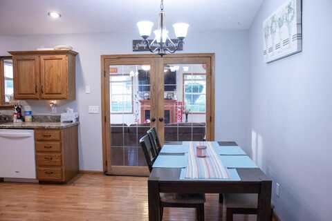 4866 S 155th Road, Bolivar, MO 65613