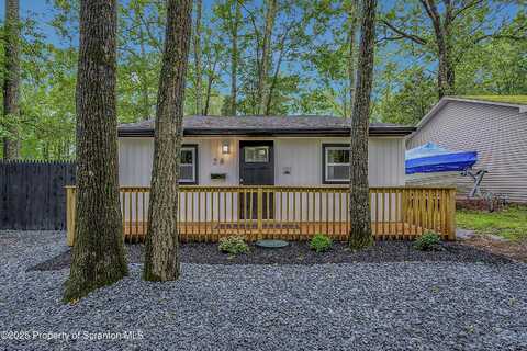 28 Holland Road, Hawley, PA 18428