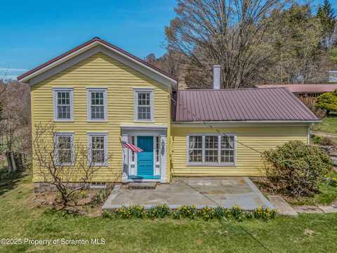 11 Manzer Road, New Milford, PA 18834