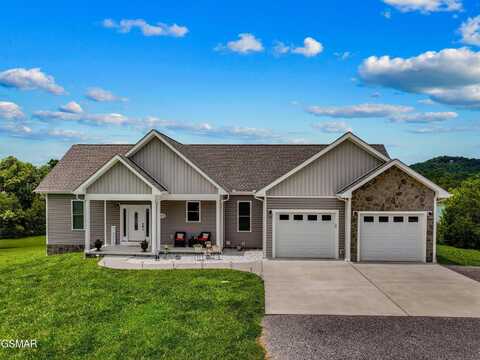 2139 Rainwater Road, Dandridge, TN 37725