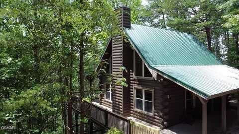 2527 Raccoon Hollow Way, Sevierville, TN 37862