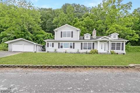 2 Nykun Ln, Independence Corner, NJ 07838