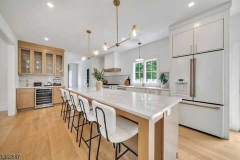 35 Georgia St, Cranford, NJ 07016