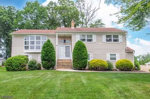 9 Andrea Ter, East Hanover, NJ 07936