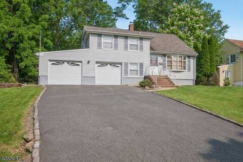 29 Spier Dr, Livingston, NJ 07039