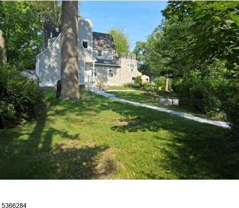 234 Liberty Rd, Teaneck, NJ 07666