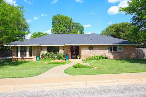 210 Ranger Street, Hereford, TX 79045
