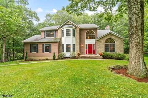 12 Hayward Rd, Sparta, NJ 07871