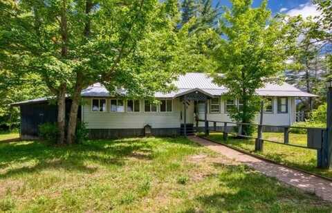 34 Averyville Lane, Lake Placid, NY 12946