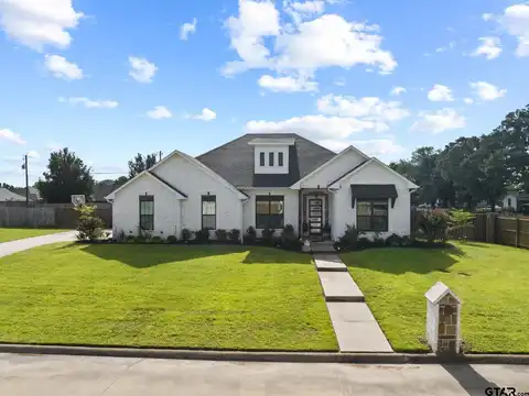 2700 Stone Hedge, Mount Pleasant, TX 75455