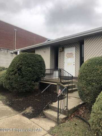 40 N Market Street, Nanticoke, PA 18643