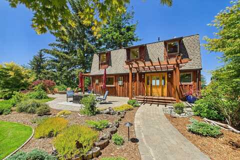599 Tanglewood Drive, Eureka, CA 95503