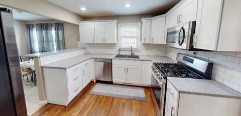 503 W 23rd, Hays, KS 67601