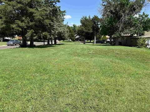 603 S High St, Pratt, KS 67124