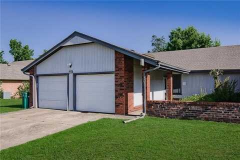 1004 Linden ST, Rogers, AR 72756