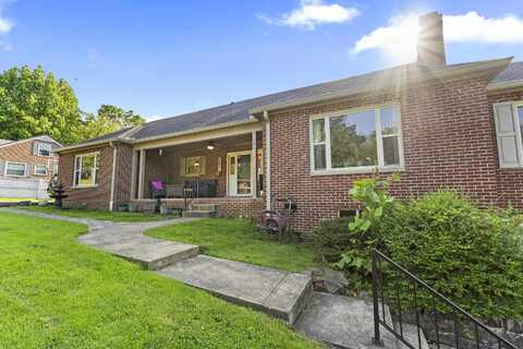 101 Ricketts Rd, Huntington, WV 25701