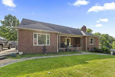 101 Ricketts Rd, Huntington, WV 25701