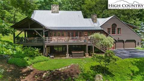 527 Red Tailed Hawk Road, Banner Elk, NC 28604