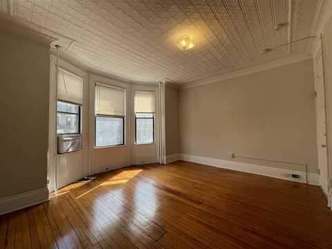 1124 WASHINGTON ST, Hoboken, NJ 07030