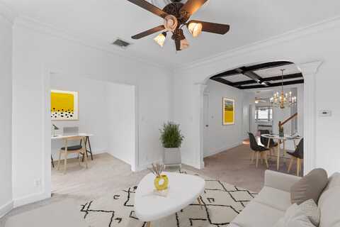 31 EAST 40TH ST, Bayonne, NJ 07002