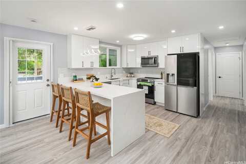1989 9th Avenue, Honolulu, HI 96816