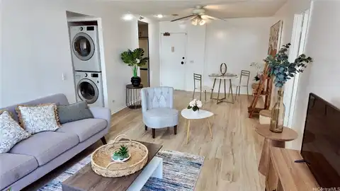 876 Curtis Street, Honolulu, HI 96813