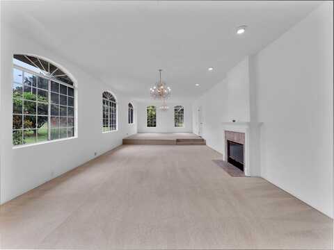 64-713 AO AKUA PL, Kamuela, HI 96743