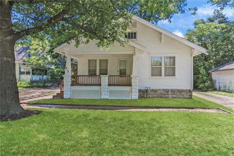 415 N 25th Street, Parsons, KS 67357