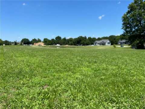 827 W 17th Street, Ottawa, KS 66067