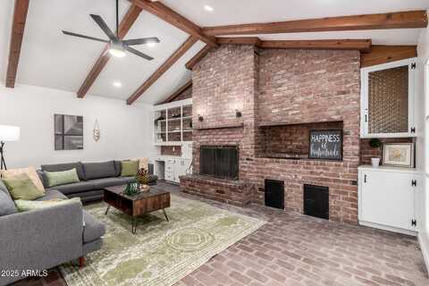 48 S CATALINA Street, Gilbert, AZ 85233