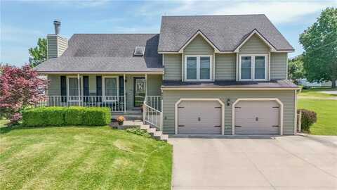 608 E 6th Street, Wellsville, KS 66092