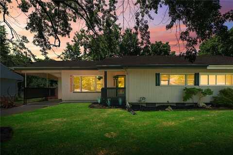 508 Shawn Drive, Belton, MO 64012