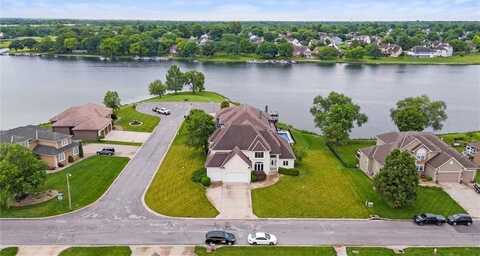 4749 SW Gull Point Drive, Lees Summit, MO 64082